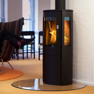 Kaminofen Lotus Mira 4 mit Seitenglas 