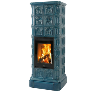 Blå vacker kakelkamin