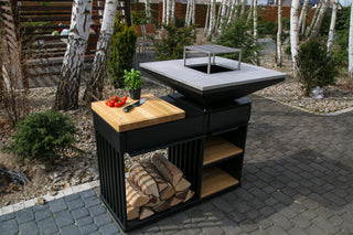 QUADRUM Grill mit Holztischplatte
